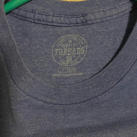 fgcu basic tee, very cute and basic - Picture 2 of 3